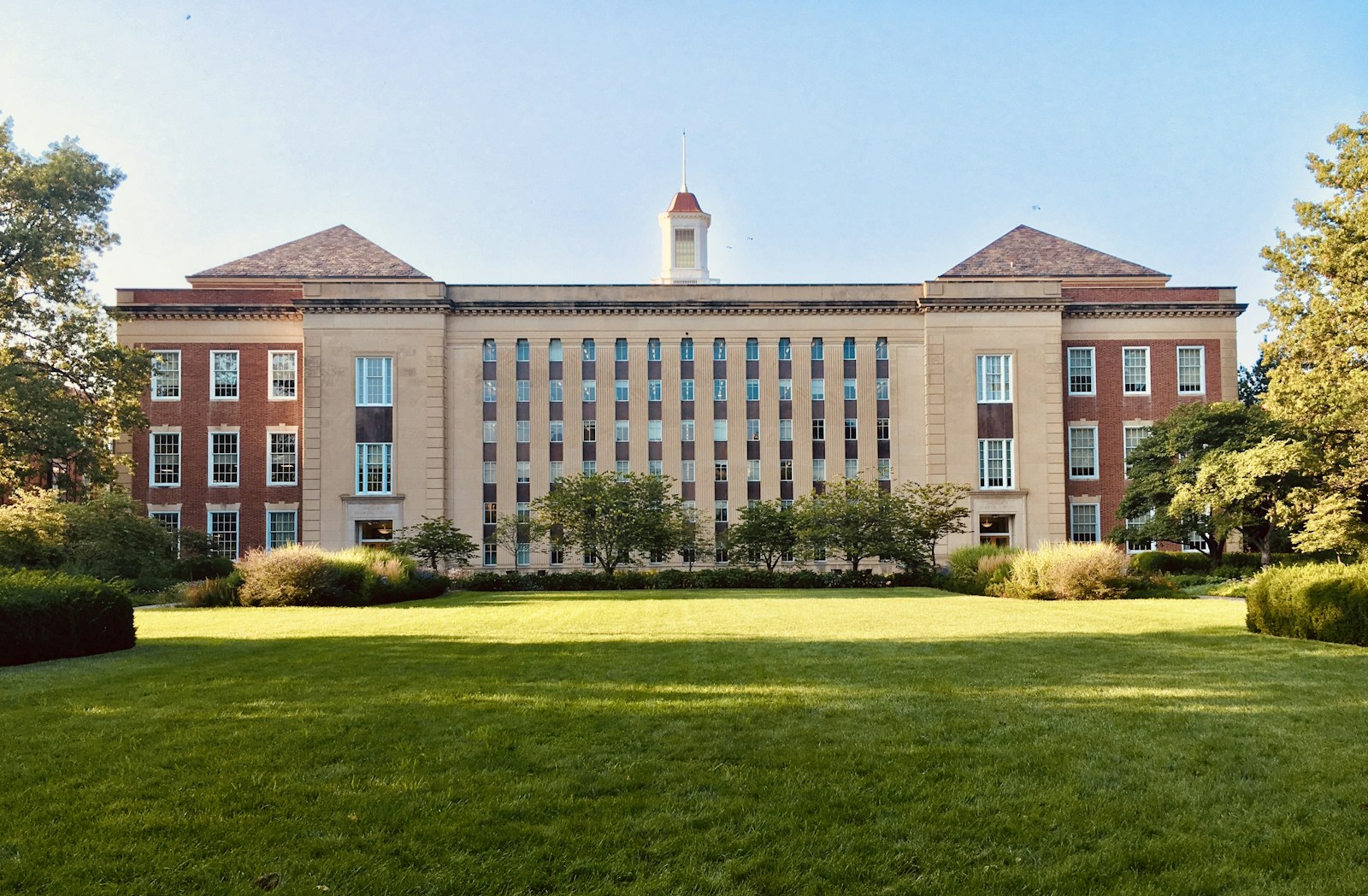 A modern Japanese university campus